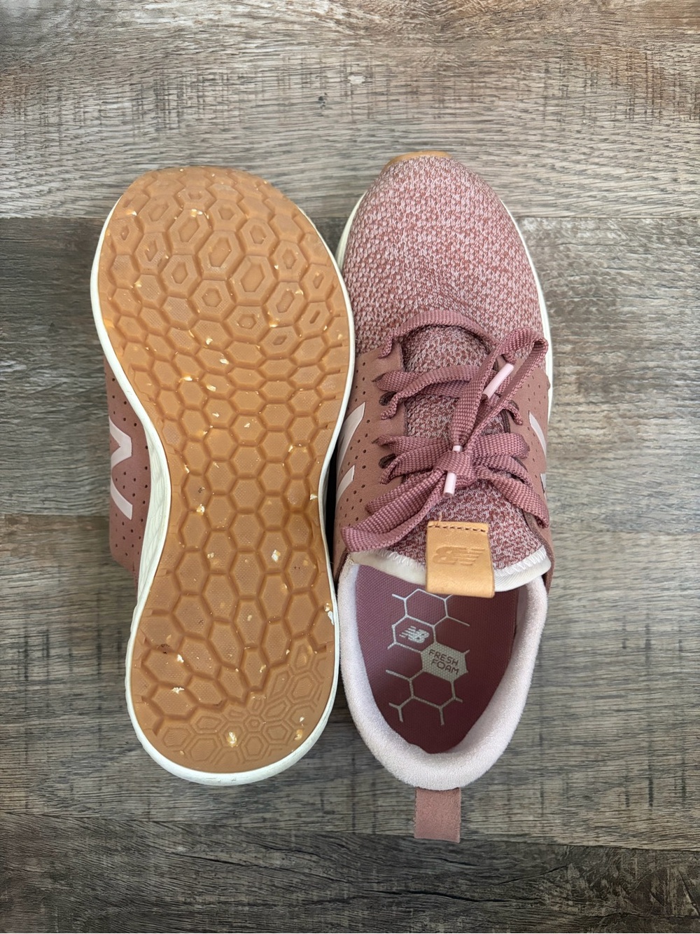 New Balance Fresh Foam Sneakers Mauve Pink 8.5 - Picture 3 of 3